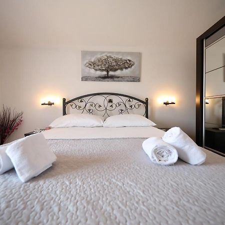 Villa Cvita Povljana Ngoại thất bức ảnh
