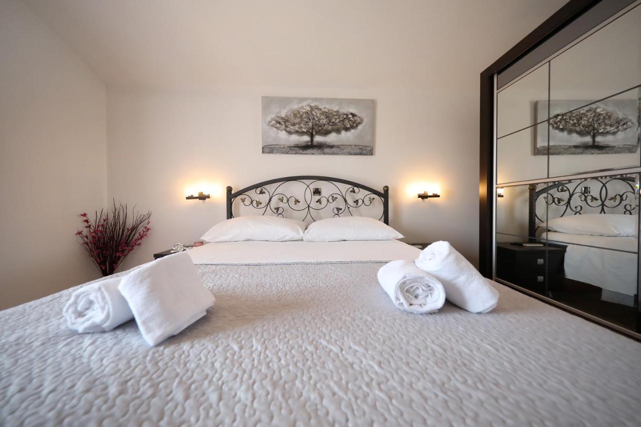 Villa Cvita Povljana Ngoại thất bức ảnh