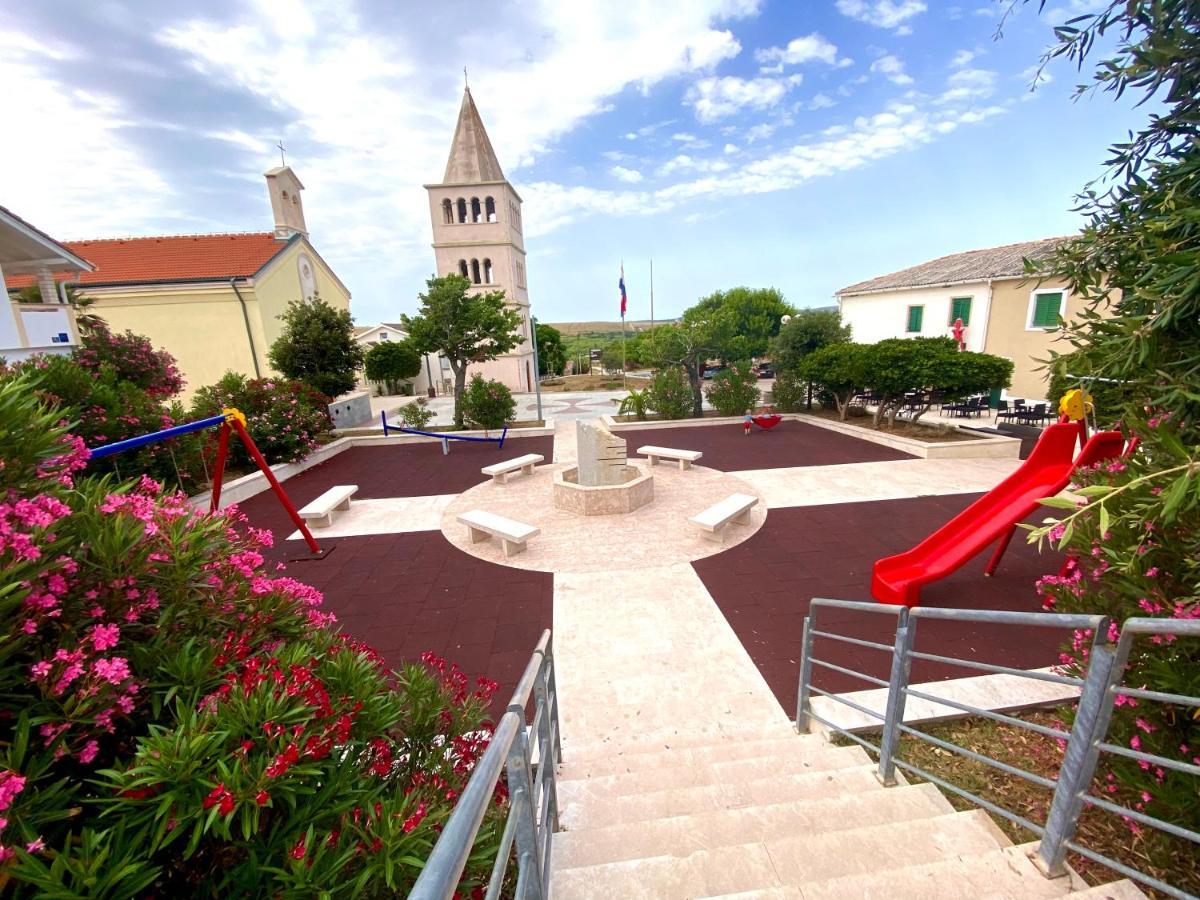 Villa Cvita Povljana Ngoại thất bức ảnh